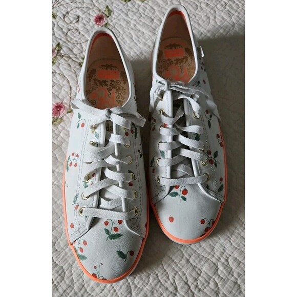 Keds x Rifle Paper Kickstart Mini Strawberries Leather Sneakers Sz 11 EUC - Picture 1 of 11